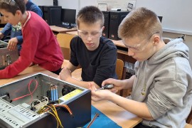 Komputer - zbuduj go sam